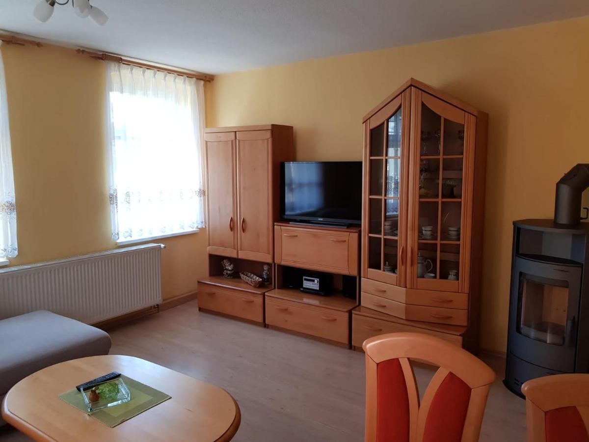 Ferienwohnung Karlguth Нойштадт-ин-Захзен Экстерьер фото