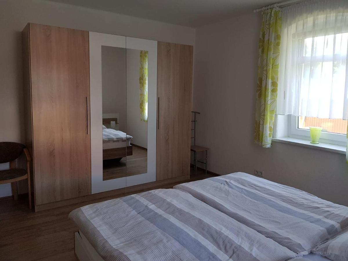 Ferienwohnung Karlguth Нойштадт-ин-Захзен Экстерьер фото